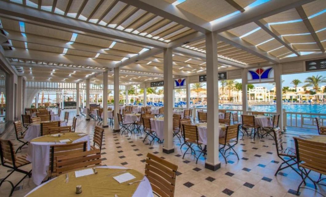 Lillyland Mirage Bay & Aqua Park 4*