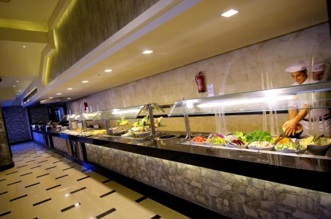 Lillyland Mirage Bay & Aqua Park 4*