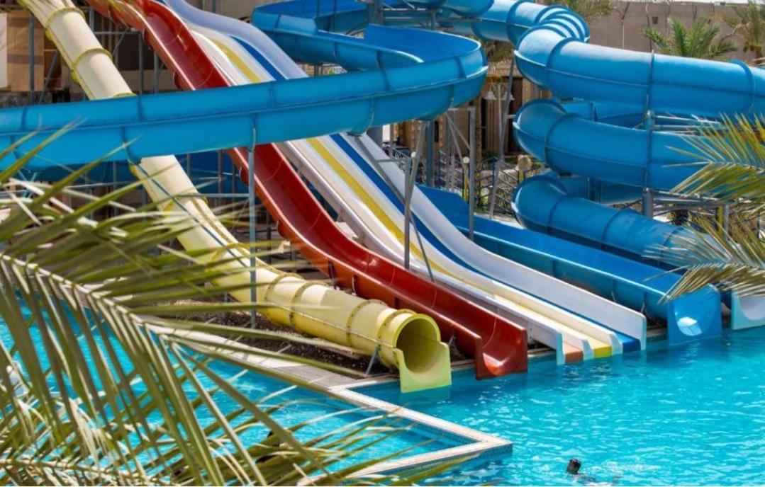 Hotel Lillyland Mirage Bay & Aqua Park 4*